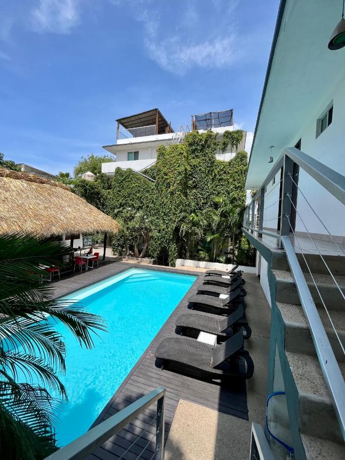 Hotel Aqualuna Cyclops Brisas de Zicatela Экстерьер фото